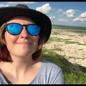 Meet your Posher, Molly